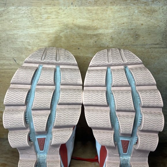 On CloudSurfer 6 REFLECTIVE Womens Size 9.5 Running Shoes Sneakers Dark Coral - Picture 10 of 12